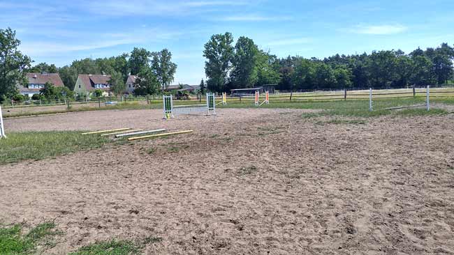 Mehrzweckplatz Waaken Hoff Reitanlage Außenplätze